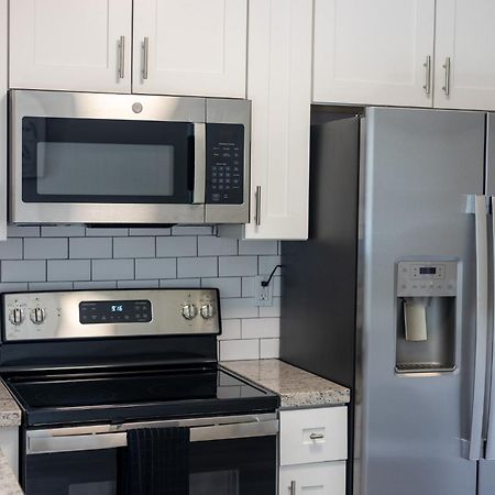 Cozy And Modern Vacation Home Hallandale Beach Bagian luar foto