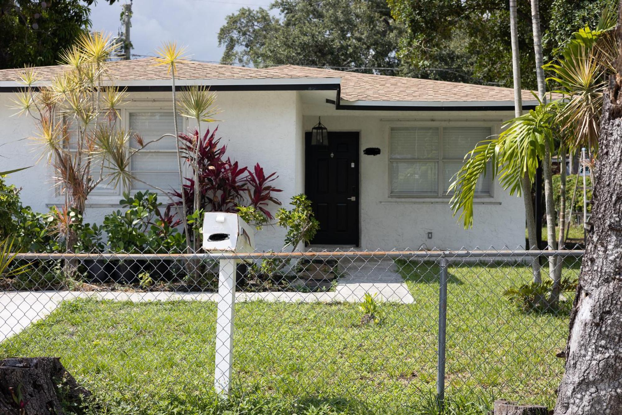 Cozy And Modern Vacation Home Hallandale Beach Bagian luar foto